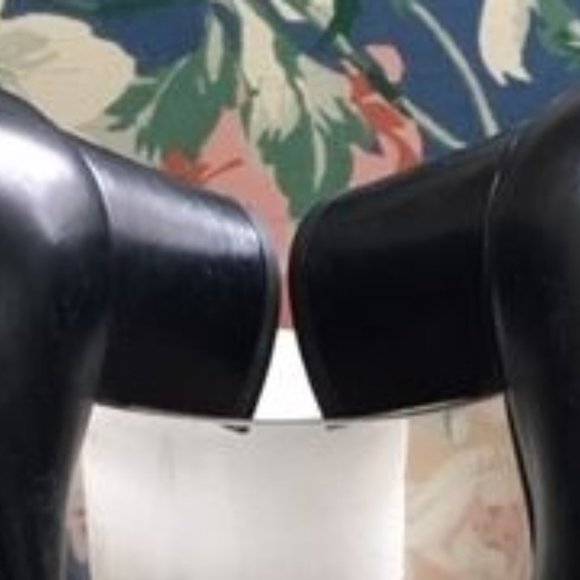 Vuitton pumps - Picture 5 of 6